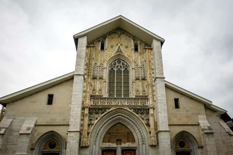 Chambéry: 2-Hour Introductory Walking Tour with a Local - The Experience in Detail