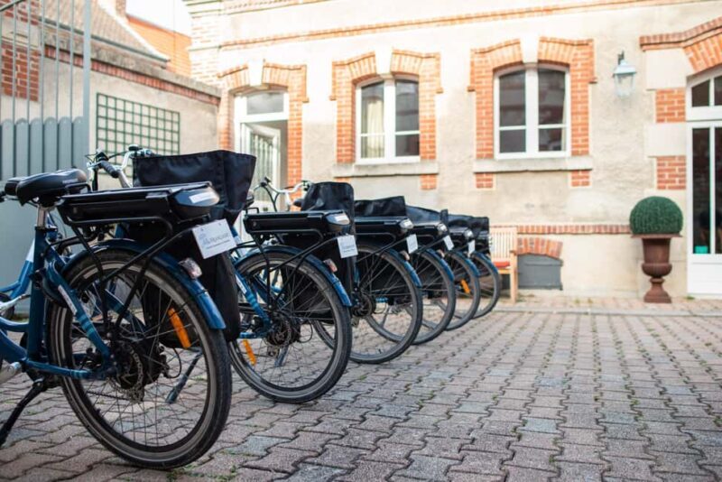 Champagne: E-Bike Champagne Day Tour with Tastings and Lunch - Who Is This Tour Best For?