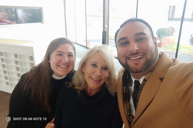 Champagne Lover Tour&Amazing Experience&With champagne sabering - Who Would Love This Tour?