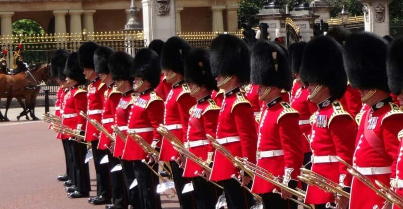 Changing of the Guard Experience in London - FAQs