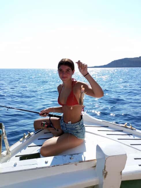 Chania: Fishing Boat Trip with Breakfast and Swim - FAQ