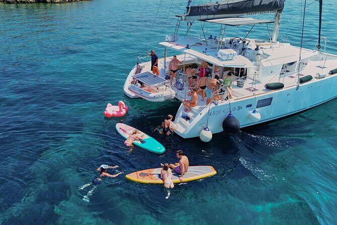 Chania Old Port All-inclusive Catamaran Cruise to Agioi Theodori - Exploring the Chania Old Port All-inclusive Catamaran Cruise to Agioi Theodori