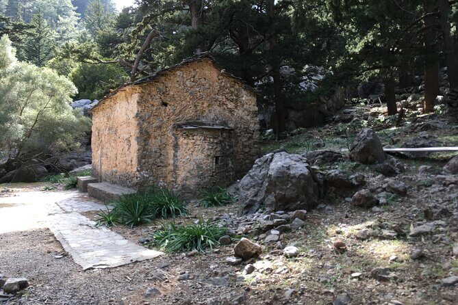 Chania White Mountains Private Tour: From Sea to Summit! - A Glimpse of Samaria Gorge