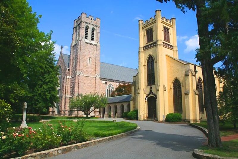 Chapel Hill Historic Churches Tour - A Walk Through Chapel Hill’s Architectural Heritage