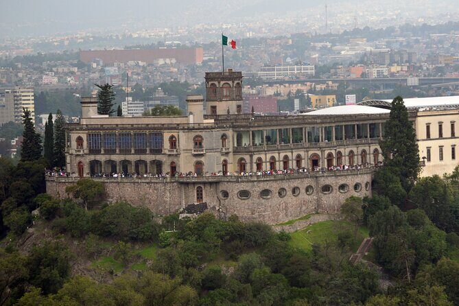 Chapultepec Castle Private Tour with Transport Option - Who Should Consider This Tour?