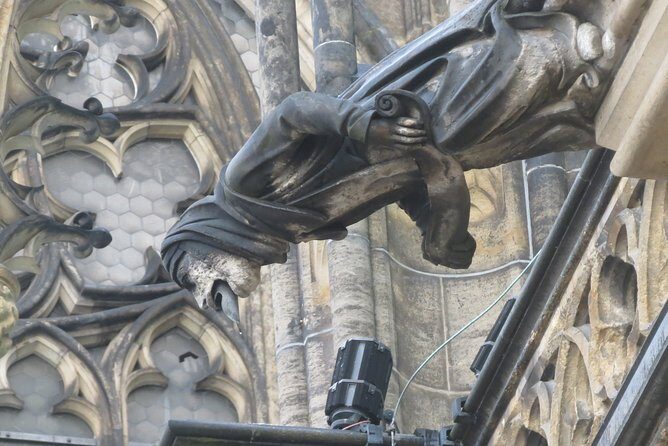 Charles Bridge and Prague Castle Walking Tour - Is This Tour Right for You?