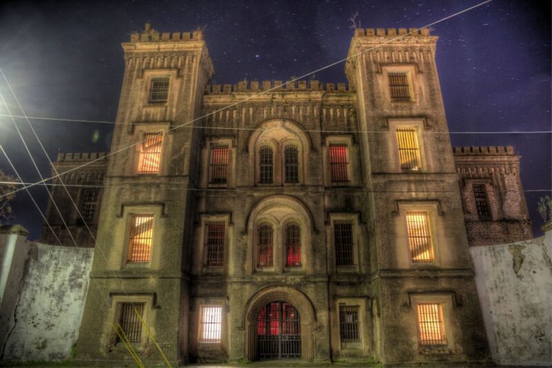 Charleston: Death and Depravity Ghost Walking Tour - Who Will Love This Tour?