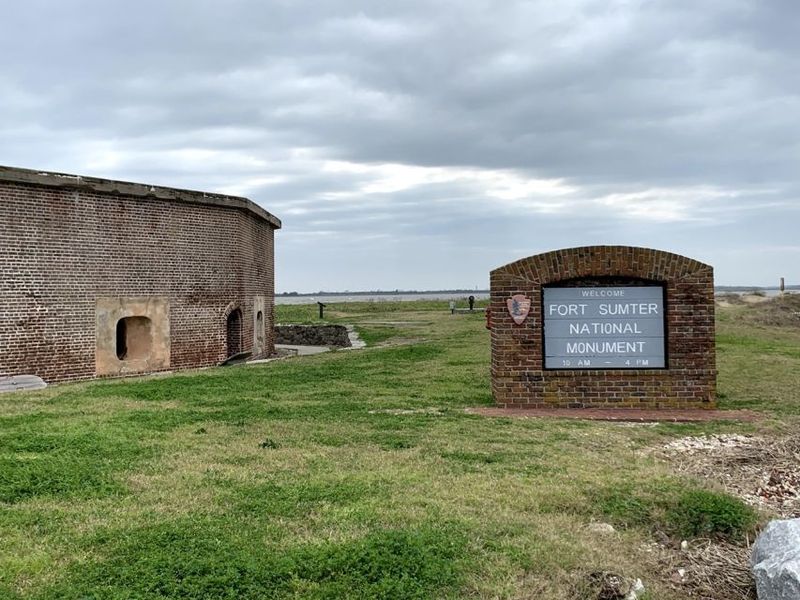 Charleston: Fort Sumter Entry Ticket with Roundtrip Ferry - Museum Rules: Food, Drinks, and What’s Allowed