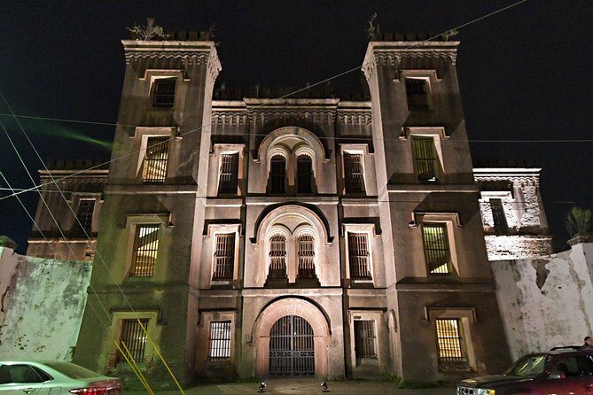 Charleston Haunted Jail Night-Time Walking Tour with Admission to Old City Jail - Key Points