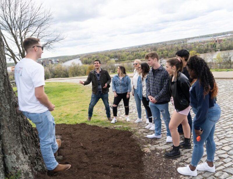 Charleston Unchained: Patriots and Pirates Walking Tour - Charleston Unchained: Patriots and Pirates Walking Tour