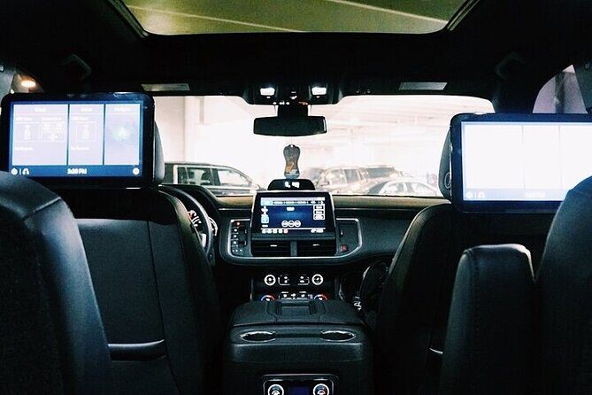 Charlotte Arrival Chauffeur Driven Airport Transport by SUV - An In-Depth Look at the Experience