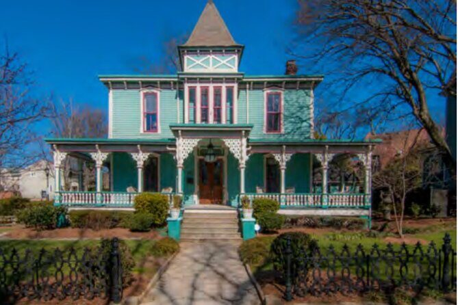 Charlotte's Premier Historical City Bus Tour - FAQs