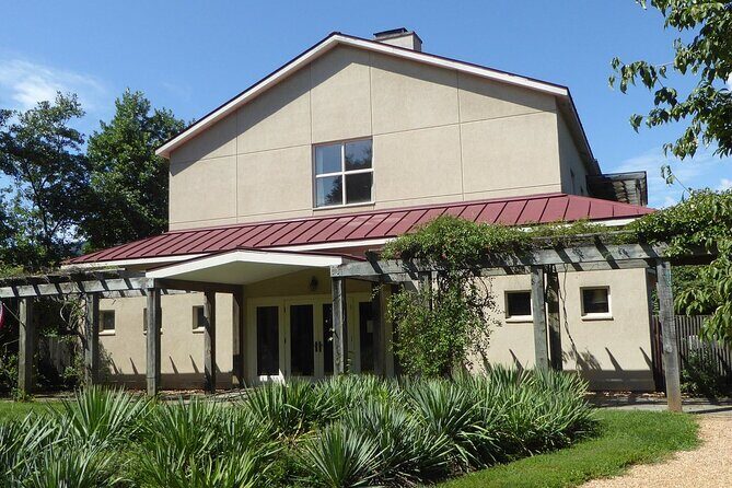 Charlottesville: Best Vineyards Private Tour (Up to 14 people) - The Possible Challenges