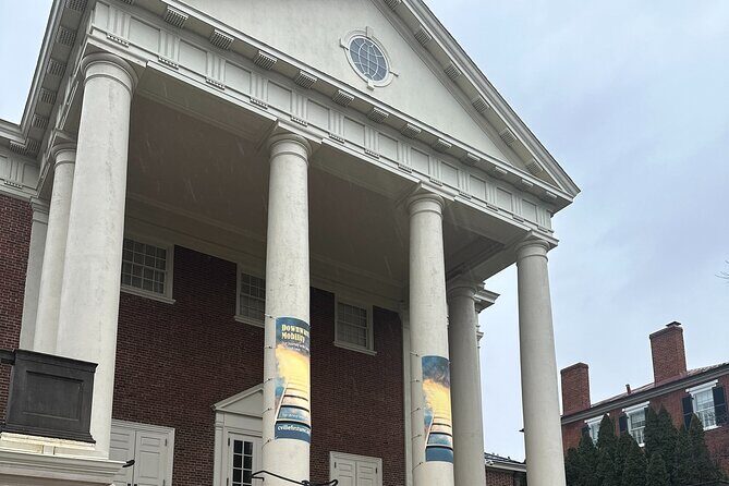 Charlottesville Historic Downtown APP/GPS Smartphone Walking Tour - Historic Landmarks and Cultural Spots