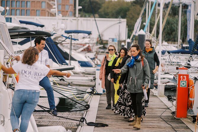 Charm cruise in Porto with wine tasting - Frequently Asked Questions