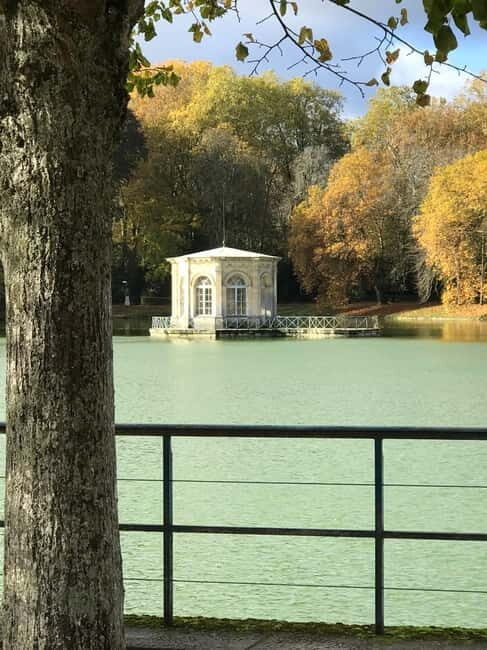 Château Fontainebleau English Guided Tour Max 6 participants - Who Will Love This Tour?
