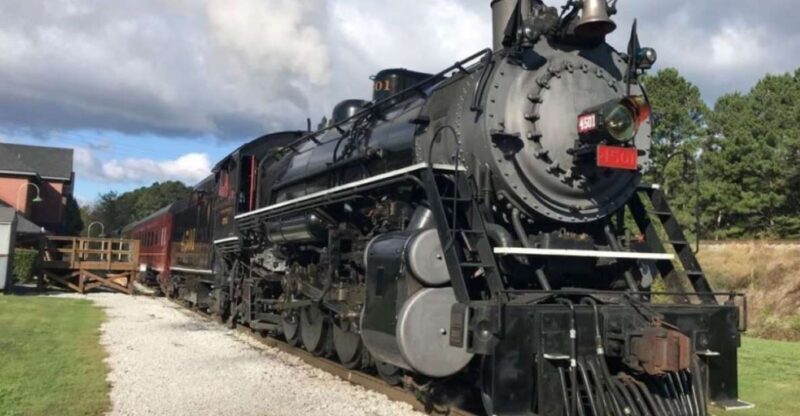 Chattanooga: Derailed Trolley Tour and Train Ride - The Experience Breakdown