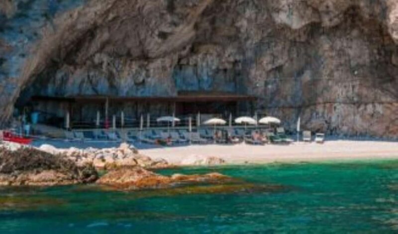 Check out our boat tour to Giardini Naxos, Taormina, Isola Bella, and the Blue Grotto - Key Points