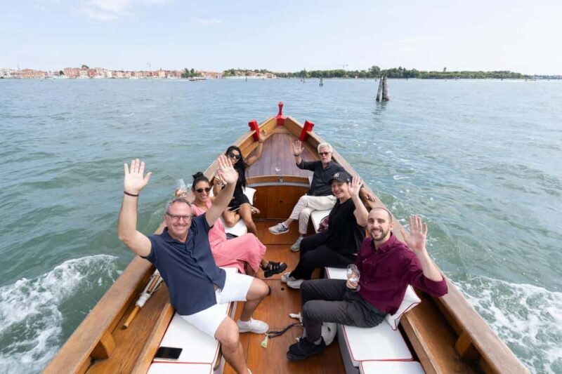 Check out Venice from a different angle: a scenic tour on a traditional boat. - An honest look at what to expect from this Venetian boat tour