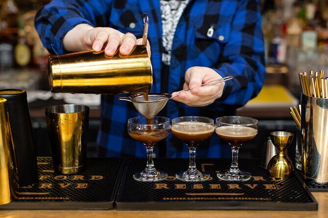 Chef Guided Happy Hour Tour - Cocktails, Bubbles and Bites - Key Points