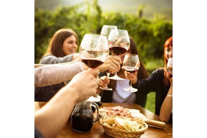 Chianti Wine Tour from Florence to San Gimignano with 2 Wineries - Starting Point: Piazzale Michelangelo