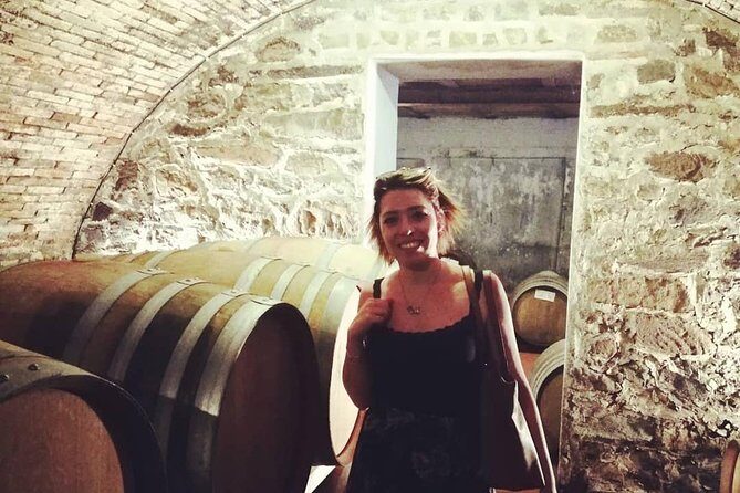 Chianti Wine Tour with Tuscan Lunch Open Top Van - FAQ