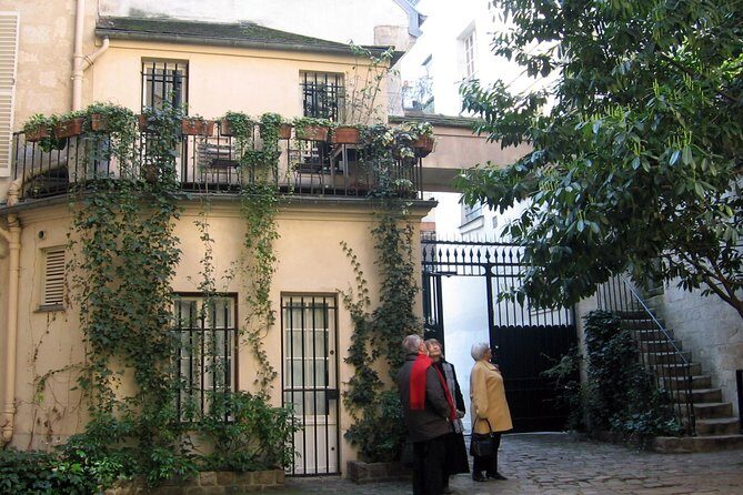 Chic and Classic: Saint-Germain-des-Prés Lifestyle Walking Tour - Final Thoughts