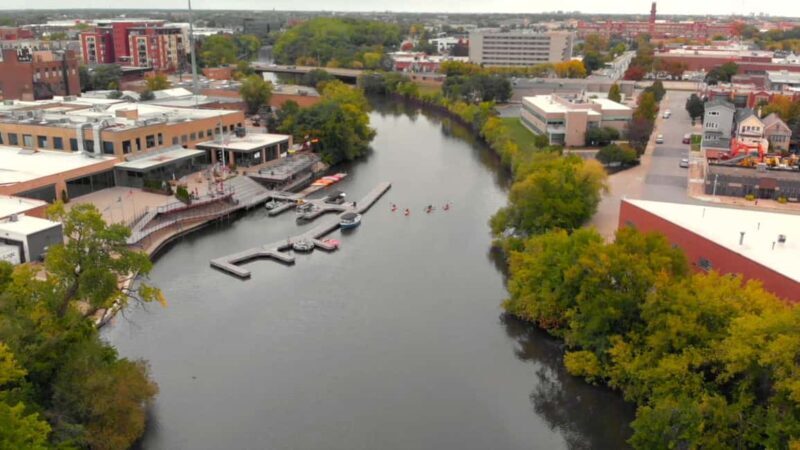 Chicago: 2-Hour Kayak Rental from Bridgeport - Key Points