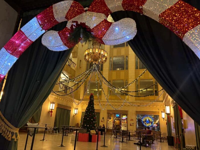 Chicago: Architecture & True Crime History - Exploring Chicago’s Architectural Beauty