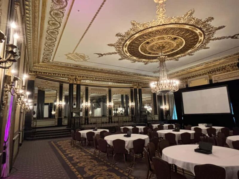 Chicago: Architecture & True Crime History - The Value of the Tour