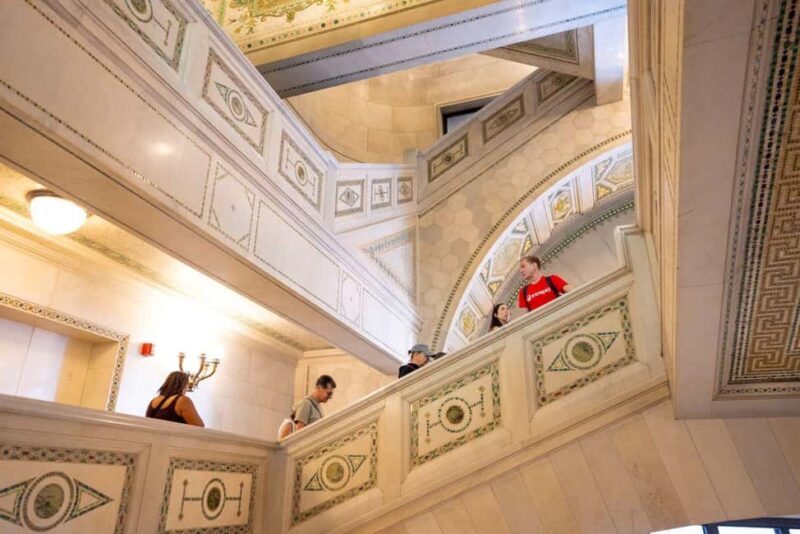 Chicago: Food, History and Architecture Tour - Who Should Consider This Tour?