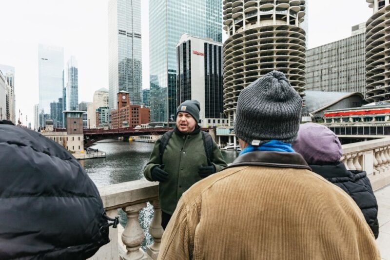 Chicago: Gangsters and Ghosts Guided Walking Tour - What the Reviews Say