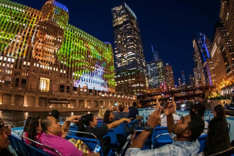 Chicago: Historic Gangsters & Twilight Tales Night Cruise - Key Points