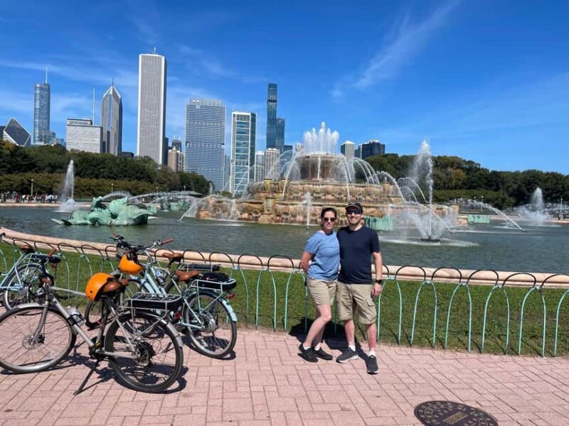 Chicago: Lakefront, Parks, and Museums E-Bike Tour - Exploring the Chicago Lakefront and Parks on an E-Bike