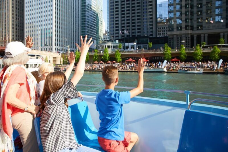 Chicago: Narrated Sightseeing River and Lake Cruise - A Closer Look at the Cruise Itinerary