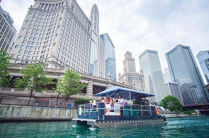 Chicago River Guided Ghost Tour - FAQ