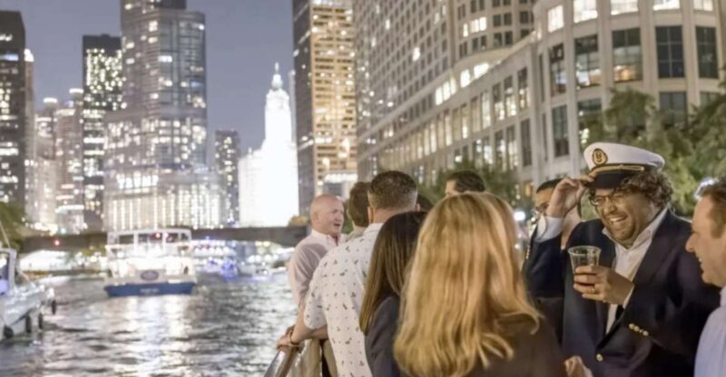 Chicago River: Guided Sunset Cocktail & Architecture Tour - The Practical Side