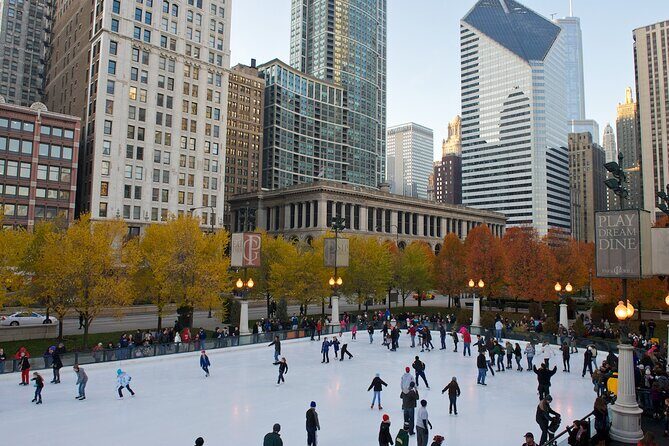 Chicago Seasonal Stroll Walking Tour of Holiday Attractions - Key Points