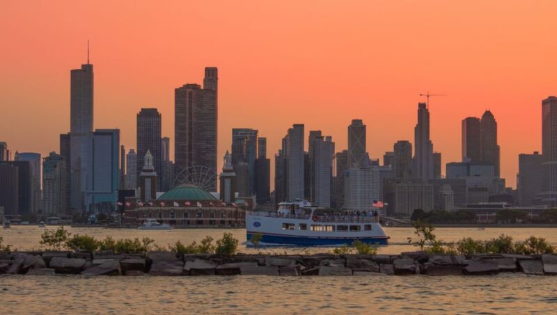 Chicago: Shoreline Lake Michigan Skyline Cruise - FAQs