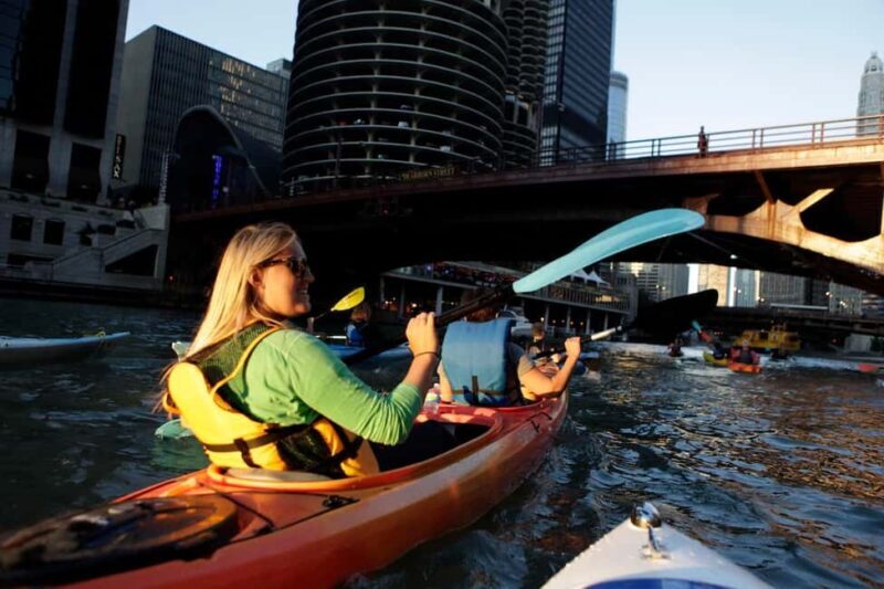 Chicago: Sunset Kayak Tour on the Chicago River - An Honest Look at the Chicago Sunset Kayak Tour