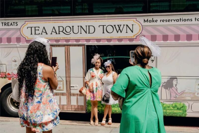 Chicago: Tea Around Town With Curated Teas & Iconic Sights - The Sum Up