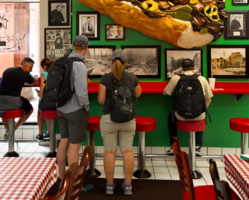 Chicago: The Ultimate Foodie Walking Tour with Tasty Stops - Who Would Love This Tour?