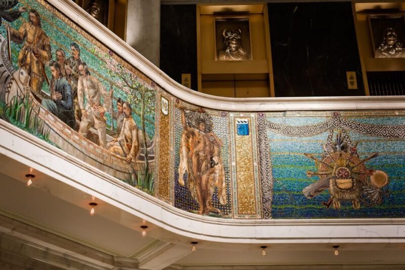 Chicago: Tiffany Art Glass Works Walking Tour - The Experience