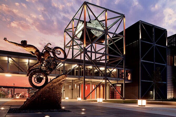 Chicago to Milwaukee:Day Trip with Brewery Tour & City Highlights - Key Points