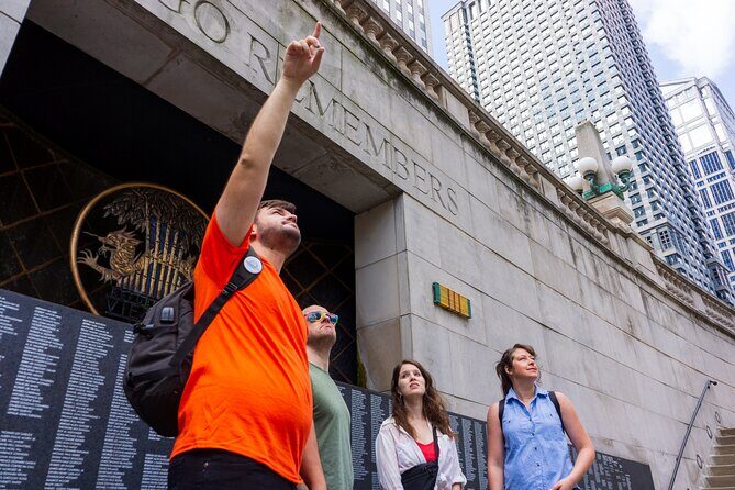 Chicago's Riverwalk & History 2 Hour Small Group Walking Tour - Key Points