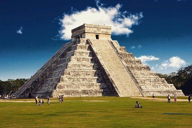 Chichen Itza Amazing tour!! 8 wonder - Overview of the Tour Experience