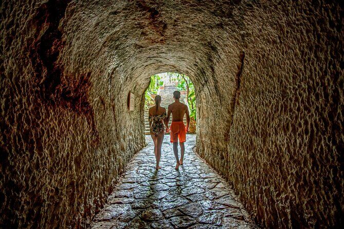 Chichen Itza and Cenote Tsukán with Lunch - FAQ