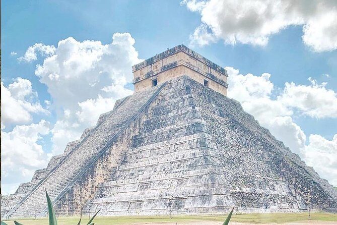 Chichen Itza Full day tour with buffet - FAQs