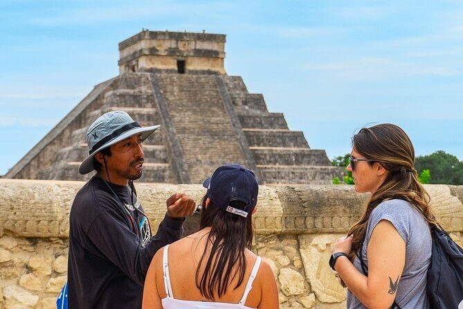 Chichen Itza Wonder by Van - Key Points