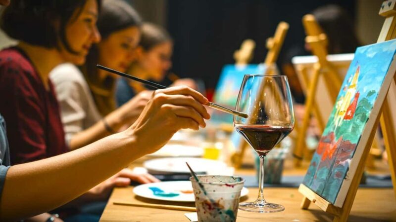 Chiinu: City Tour, Wine Painting Workshop, & Tasting - Who Should Consider This Tour?